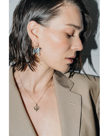 Feline earrings Margidarika Jewelry.